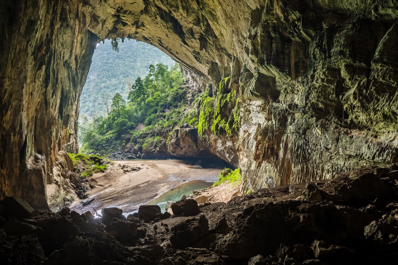 Son Doong, la plus grande caverne du monde au Centre du Vietnam